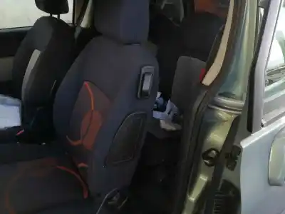 Veículo de Sucata peugeot 1007 1.4 16v cat (kfu / et3j4) do ano 2006 alimentado kfu