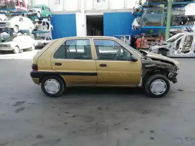 Veicolo di demolizione citroen saxo 1.1 sx dell'anno 1996 alimentato hdz