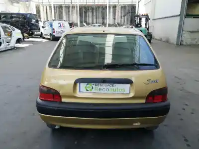 Veicolo di demolizione citroen saxo 1.1 sx dell'anno 1996 alimentato hdz