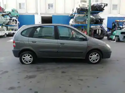 Здавання транспортного засобу renault   року 2000 потужний f9q a7