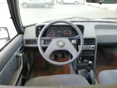 Verschrottungsfahrzeug renault 18 2.0 des jahres 1984 angetrieben j6rl716