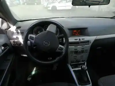 Здавання транспортного засобу opel astra gtc 1.7 16v cdti року 2006 потужний z17dth