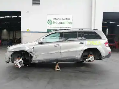 Veículo de Sucata MERCEDES                                           CLASE GL (X164)                                                                                                                                                                                                                                            4.7 V8                                                                                                                                                                                                                                                     do ano 2007 alimentado 273923