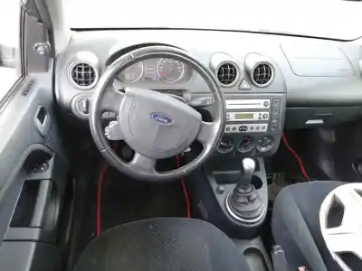 Sloopvoertuig ford fiesta (cbk) 1.6 tdci cat van het jaar 2005 aangedreven hhja