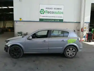 Veicolo di demolizione OPEL ASTRA H SEDÁN (A04) 1.7 CDTi (L69) dell'anno 2009 alimentato Z17DTR