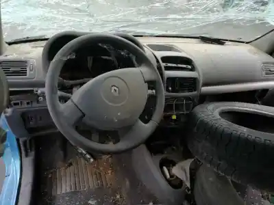 Утилизация автомобиля renault clio ii fase ii (b/cb0) 1.2 16v года 2001 питание d4f728