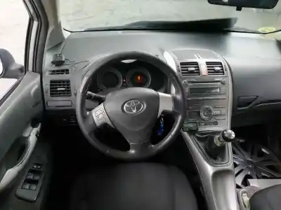 Veicolo di demolizione toyota auris (_e15_) 1.4 d-4d (nde150_) dell'anno 2007 alimentato 1nd