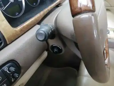 Veículo de Sucata jaguar s-type 2.7 v6 diesel cat do ano 2004 alimentado 7b