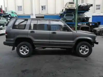 Veículo de Sucata opel monterey 3.1 turbodiesel do ano 2000 alimentado 4jg2