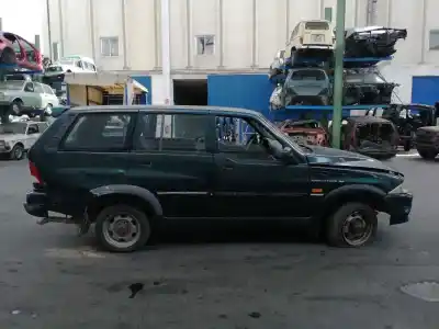 Verschrottungsfahrzeug ssangyong musso 2.9 tdi grand lux des jahres 2001 angetrieben sy662la