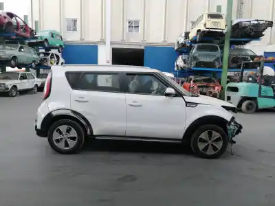 Scrapping Vehicle kia soul i (am) 1.6 crdi 128 of the year 2015 powered d4fb