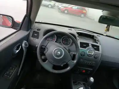 Veicolo di demolizione renault megane ii coupé-cabriolet (em0/1_) 1.6 16v dell'anno 2006 alimentato k4m d8