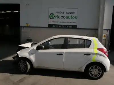 Veículo de Sucata HYUNDAI I20 I (PB, PBT) 1.4 CRDI do ano 2009 alimentado D4FC