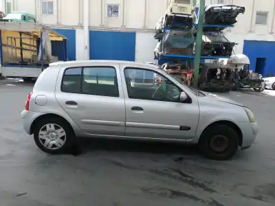 Здавання транспортного засобу renault clio ii fase ii (b/cb0) 1.2 року 2006 потужний d4fg722