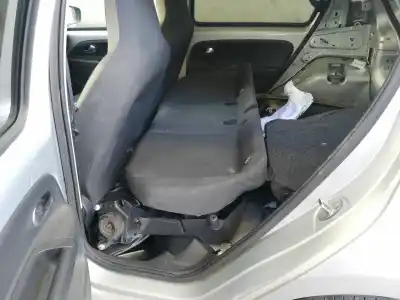 Veículo de Sucata volkswagen up (121) 1.0 do ano 2015 alimentado chy