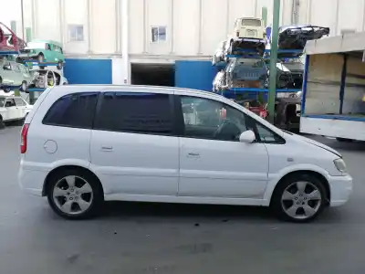 Veicolo di demolizione opel zafira a elegance dell'anno 2004 alimentato y22dtr