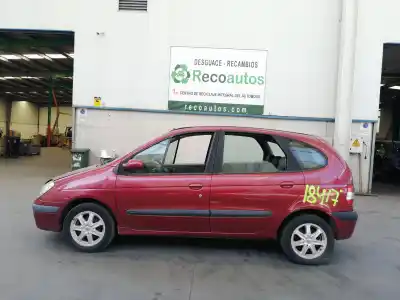 Veicolo di demolizione renault scenic (ja..) 1.6 16v authentique (ja0b/11) dell'anno 2001 alimentato k4ma708