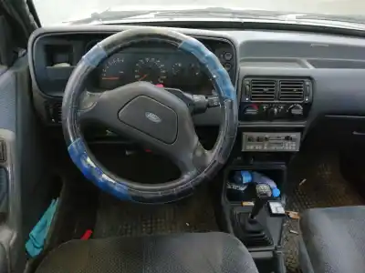 Veicolo di demolizione ford orion 1.6 dell'anno 1989 alimentato lr