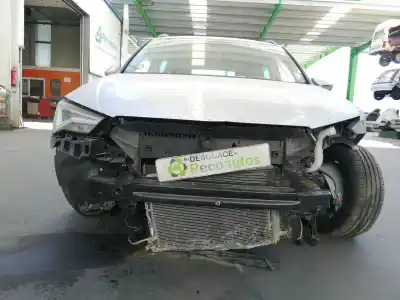 Veículo de Sucata seat ateca (5fp)  do ano 2023 alimentado dxdb