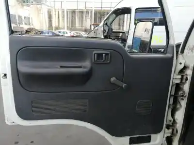 Veículo de Sucata nissan cabstar e (tl_, vl_) 3.0 110.35 (tl0) do ano 2004 alimentado bd30