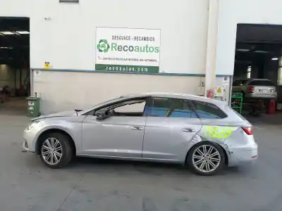 Здавання транспортного засобу SEAT LEON ST (5F8) 2.0 TDI року 2018 потужний CRL