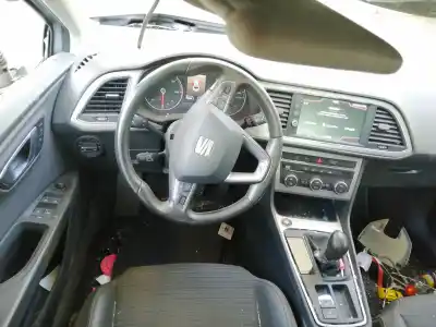 Здавання транспортного засобу seat leon st (5f8) 2.0 tdi року 2018 потужний crl
