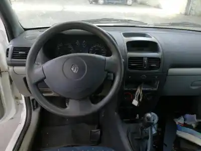 Здавання транспортного засобу renault clio ii fase ii (b/cb0) 1.5 dci diesel року 2002 потужний k9kb7