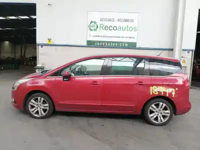 Veículo de Sucata PEUGEOT 5008 (0U_, 0E_) 1.6 HDI do ano 2010 alimentado 9HZ O 9H01