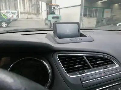 Veículo de Sucata peugeot 5008 (0u_, 0e_) 1.6 hdi do ano 2010 alimentado 9hz o 9h01