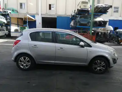 Veicolo di demolizione opel corsa d 1.3 16v cdti dell'anno 2011 alimentato a13dtc