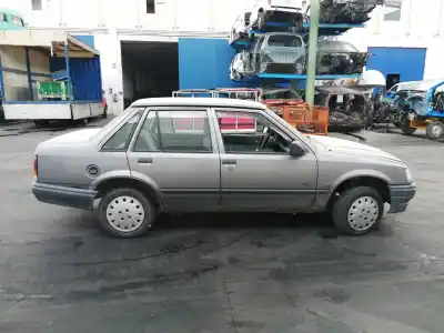 Veicolo di demolizione opel corsa a 1.2 dell'anno 1991 alimentato 1.2s