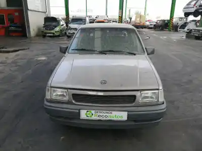 Veicolo di demolizione opel corsa a 1.2 dell'anno 1991 alimentato 1.2s