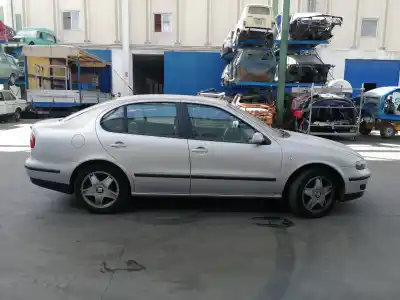 Scrapping Vehicle seat toledo ii (1m2) 2.3 v5 20v of the year 2001 powered aqn