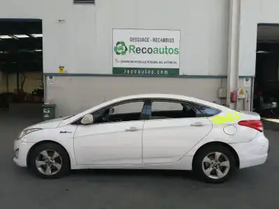 Sloopvoertuig HYUNDAI I40 I (VF) 1.7 CRDi van het jaar 2012 aangedreven D4FD
