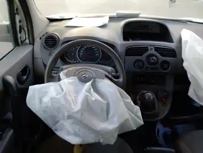 Здавання транспортного засобу renault kangoo / grand kangoo ii (kw0/1_) 1.5 dci 85 (kw0k kw0l kw0b) року 2009 потужний k9kb802