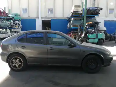 Veicolo di demolizione seat leon (1m1) 1.9 tdi dell'anno 2001 alimentato asv