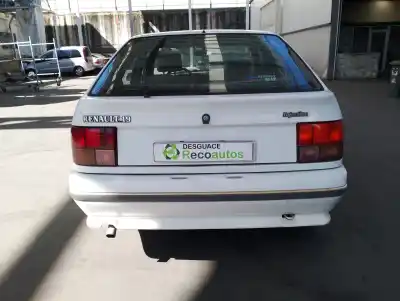 Veículo de Sucata renault 19 txi 1.7 do ano 1991 alimentado f3n