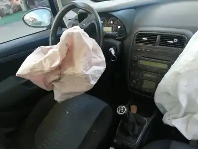 Здавання транспортного засобу fiat                                               punto (evo) (199)                                                                                                                                                                                                                                          1.3 16v jtd cat року 2007 потужний 199a2000