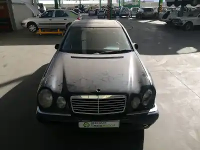Veículo de Sucata mercedes-benz clase e (w210) berlina 3.2 v6 18v cat do ano 1999 alimentado 112941