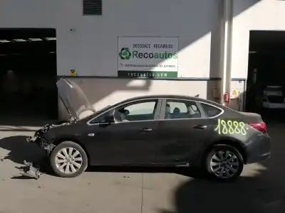 Здавання транспортного засобу OPEL ASTRA J GTI SEDAN року 2012 потужний A17DTS Здавання транспортного засобу OPEL ASTRA J GTI SEDAN року 2012 потужний A17DTS