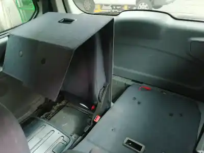 Veículo de Sucata ford galaxy (ca1) 2.0 tdci cat do ano 2006 alimentado qxwb