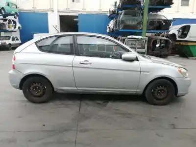 Veículo de Sucata hyundai accent iii (mc) 1.5 crdi gls do ano 2007 alimentado d4fa