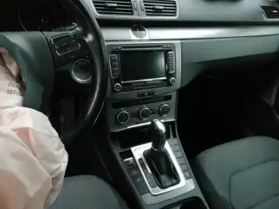 Veículo de Sucata volkswagen passat alltrack b7 (365) 2.0 tdi do ano 2013 alimentado cff