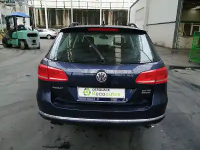 Veículo de Sucata volkswagen passat alltrack b7 (365) 2.0 tdi do ano 2013 alimentado cff
