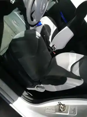 Veículo de Sucata citroen c2 (jm_) 1.4 do ano 2004 alimentado kfv