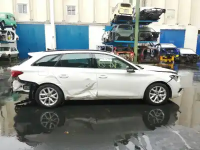 Veicolo di demolizione seat leon (kl1) 1.5 16v tsi act 131 cv / 96 kw dell'anno 2021 alimentato dpb