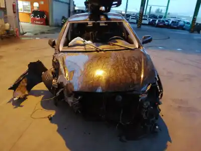 Veículo de Sucata toyota corolla (_e12_) 2.0 d-4d (cde120r_ cde120l_) do ano 2005 alimentado 1cdftv