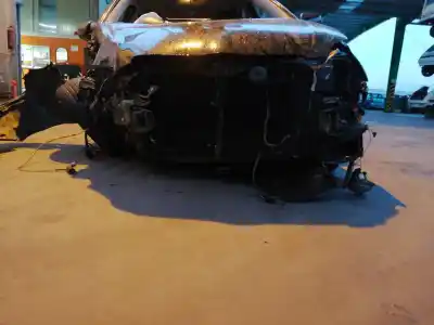 Veículo de Sucata toyota corolla (_e12_) 2.0 d-4d (cde120r_ cde120l_) do ano 2005 alimentado 1cdftv