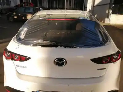 Veicolo di demolizione mazda 3 berlina (bp) evolution dell'anno 2019 alimentato pe