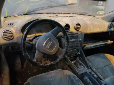 Veicolo di demolizione audi a3 (8p) 1.9 tdi ambiente dell'anno 2007 alimentato bxe